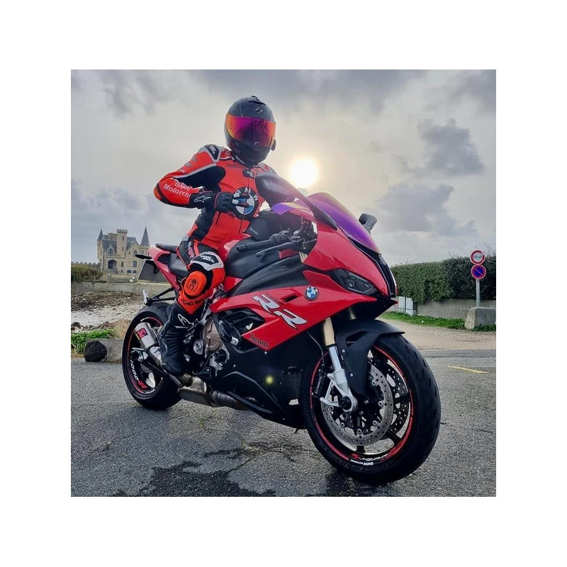 Combinaison 2 pièces sur mesure et personnalisable.